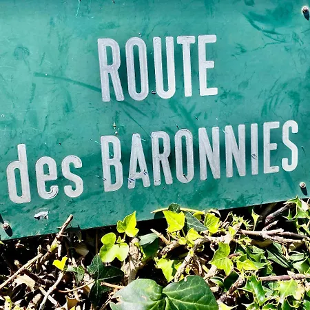 منزل للإقامة Venez Chez Nous Dans Les Baronnies ! Dans Notre Caravane Caravelair 1979 Ou Notre !