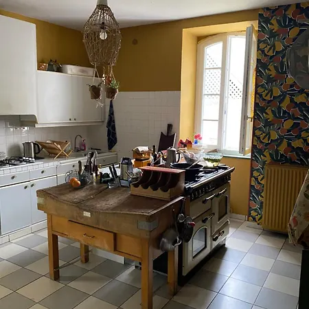 Venez Chez Nous Dans Les Baronnies ! Dans Notre Caravane Caravelair 1979 Ou Notre ! Labastide (Hautes-Pyrenees)