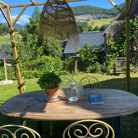 Venez Chez Nous Dans Les Baronnies ! Dans Notre Caravane Caravelair 1979 Ou Notre ! * Labastide (Hautes-Pyrenees)